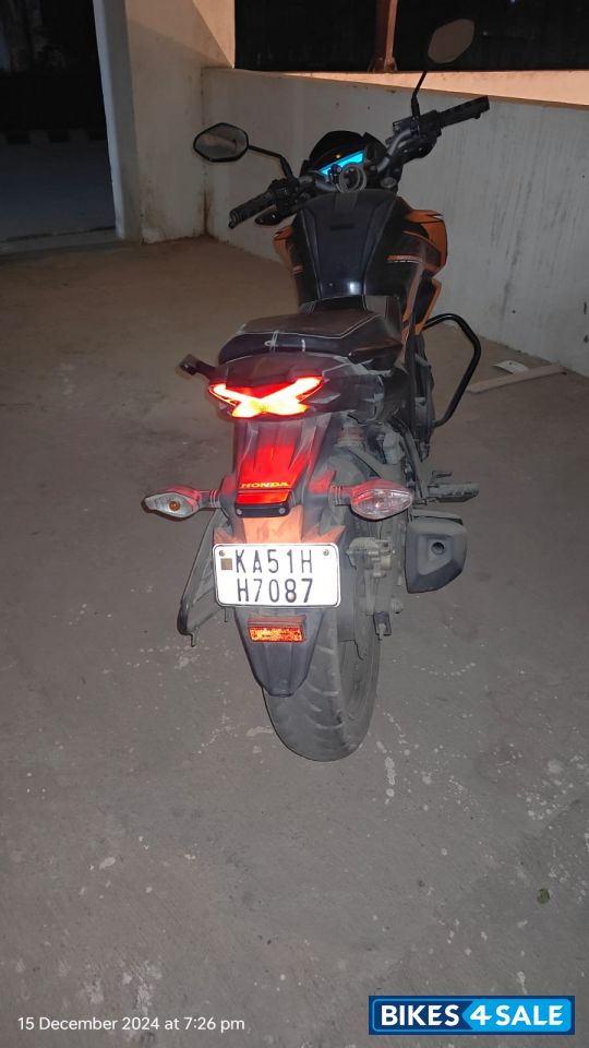 Honda CB Hornet 160R ABS