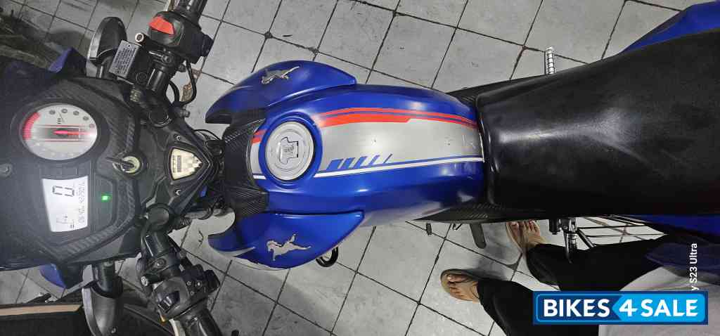 Blue TVS Apache RTR FI 160 Blue TVS Apache RTR FI 160