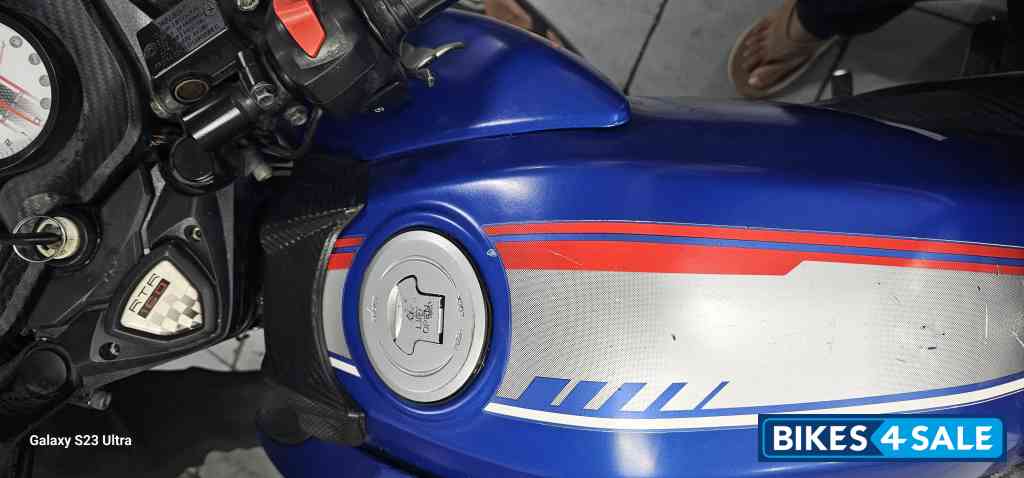 Blue TVS Apache RTR FI 160 Blue TVS Apache RTR FI 160