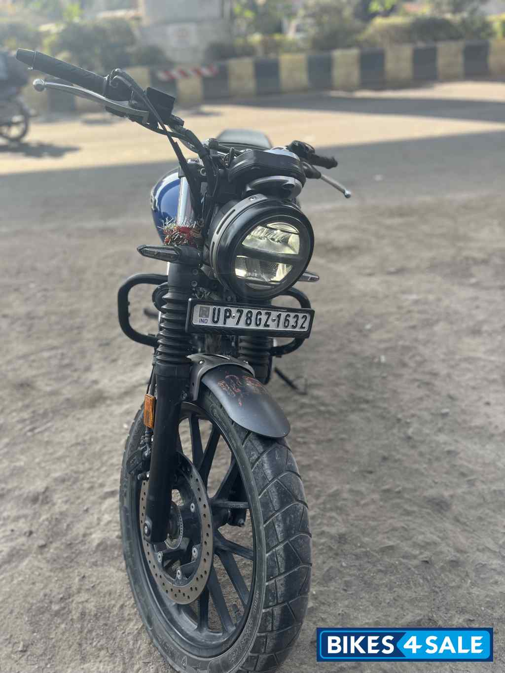 Honda CB350RS DLX Monotone