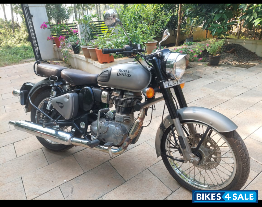 Royal Enfield Classic 350 Royal Enfield Classic 350