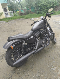 Harley Davidson Iron 883