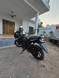 Bajaj Pulsar 125 Split Seat