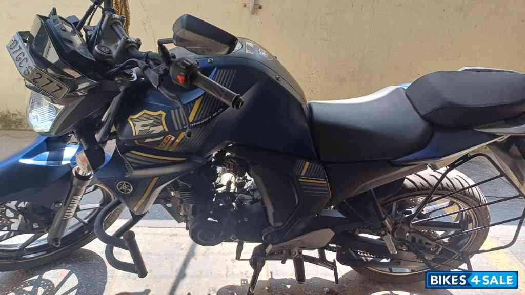 Blue Yamaha FZ-S Blue Yamaha FZ-S