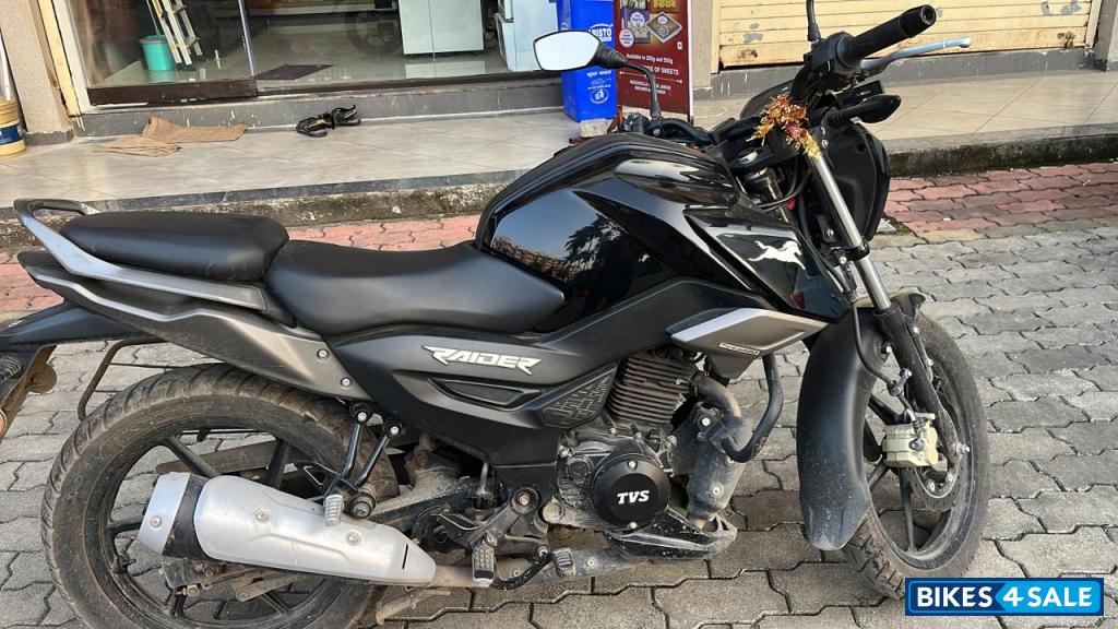 TVS Raider 125