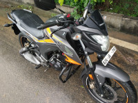 Honda CB Hornet 160R ABS