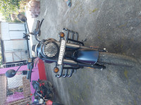 Royal Enfield Classic Stealth Black