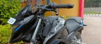 Ebony Black Blue Bajaj Pulsar P150 Twin Disc Split Seat