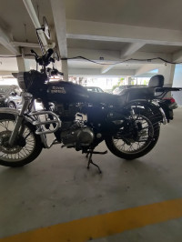 Black Royal Enfield Bullet Electra