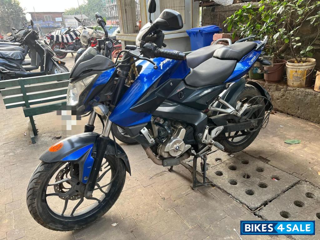 Bajaj Pulsar NS200