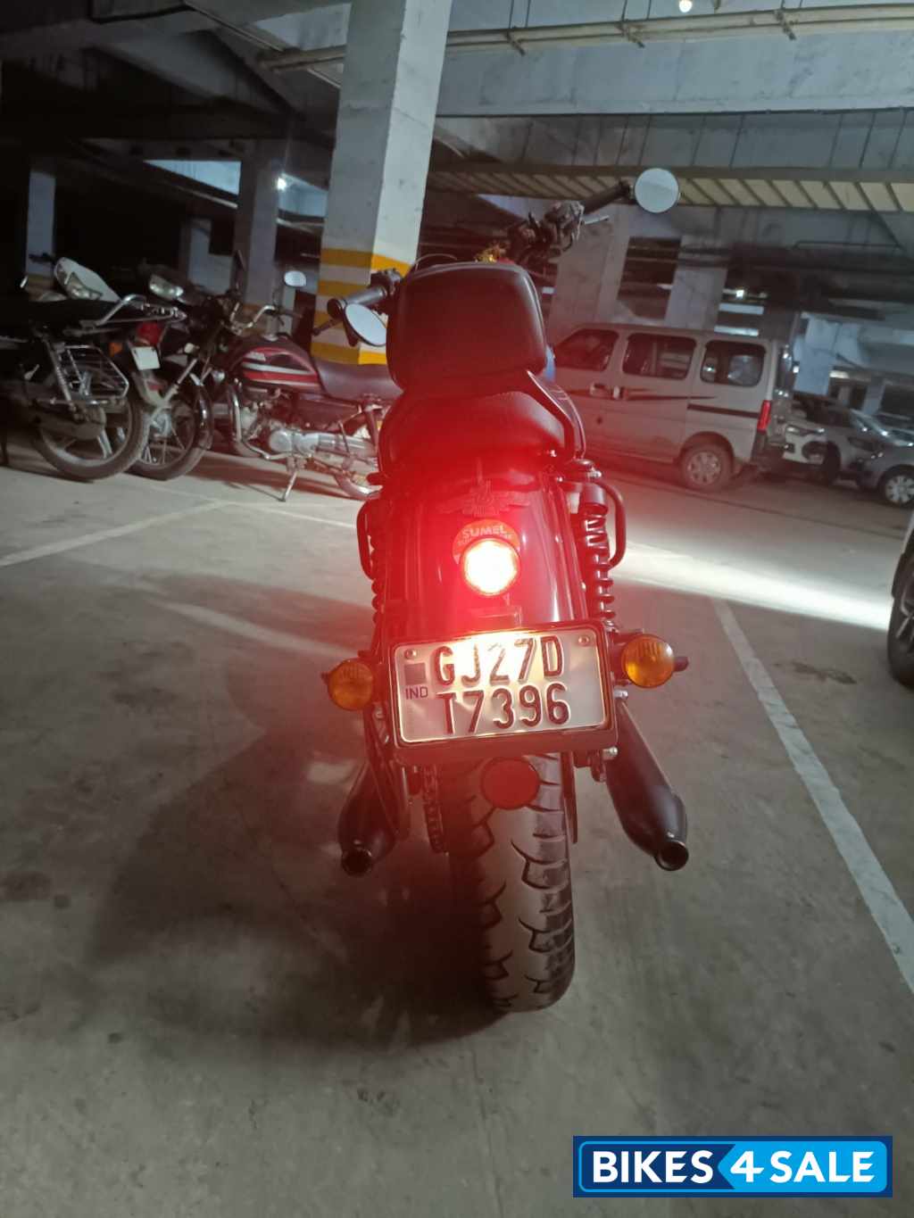 Yezdi Roadster Yezdi Roadster