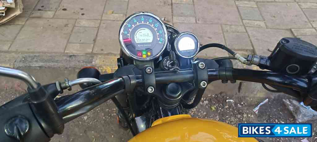 Royal Enfield Meteor 350 Fireball