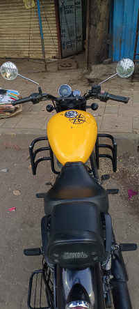 Royal Enfield Meteor 350 Fireball