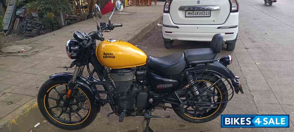 Royal Enfield Meteor 350 Fireball