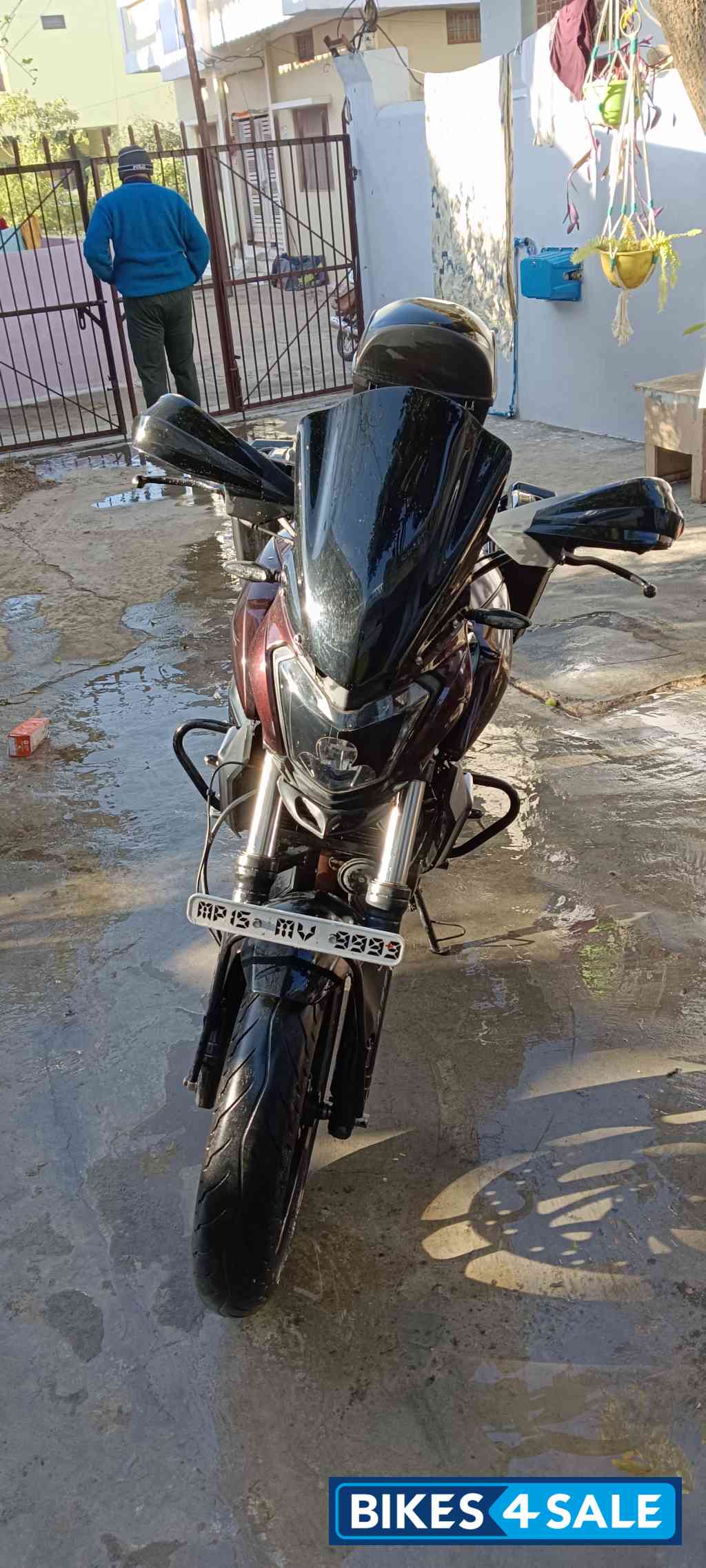 Bajaj Dominar 400 ABS BS6
