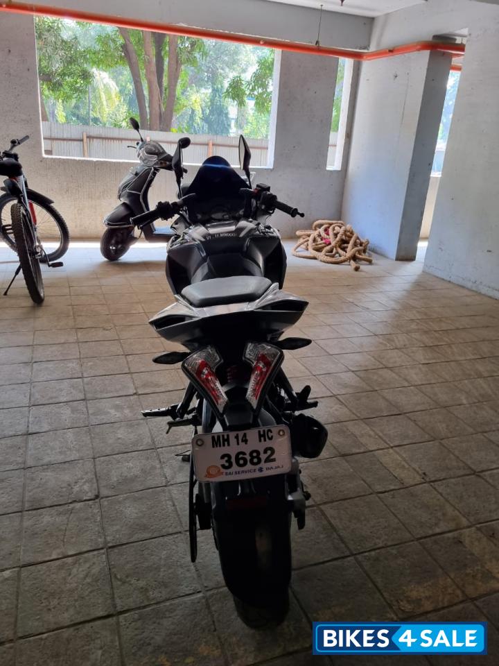 Bajaj Pulsar RS 200 ABS Bajaj Pulsar RS 200 ABS