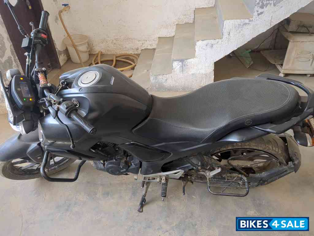 Yamaha FZ-S FI V3 BS6