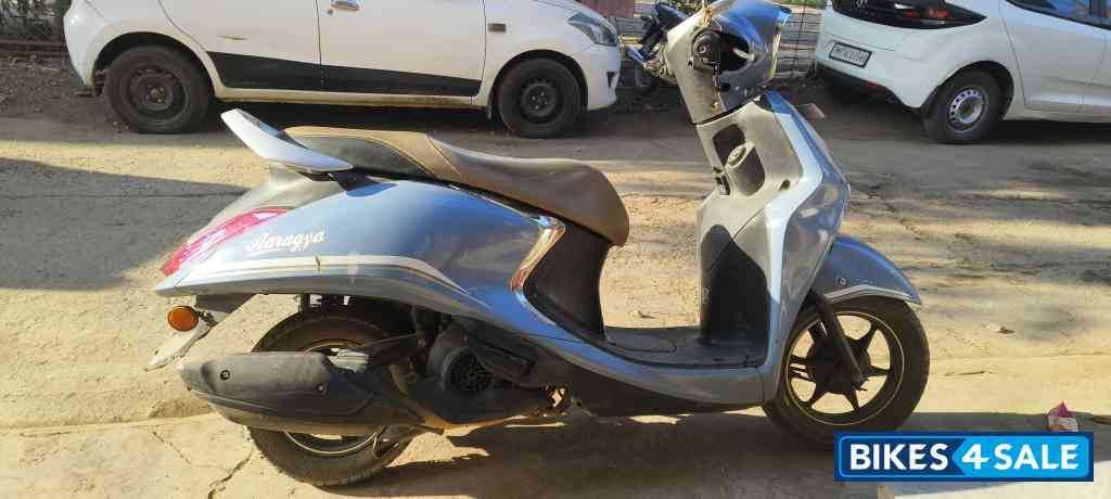 Yamaha Fascino 125 Fi Hybrid