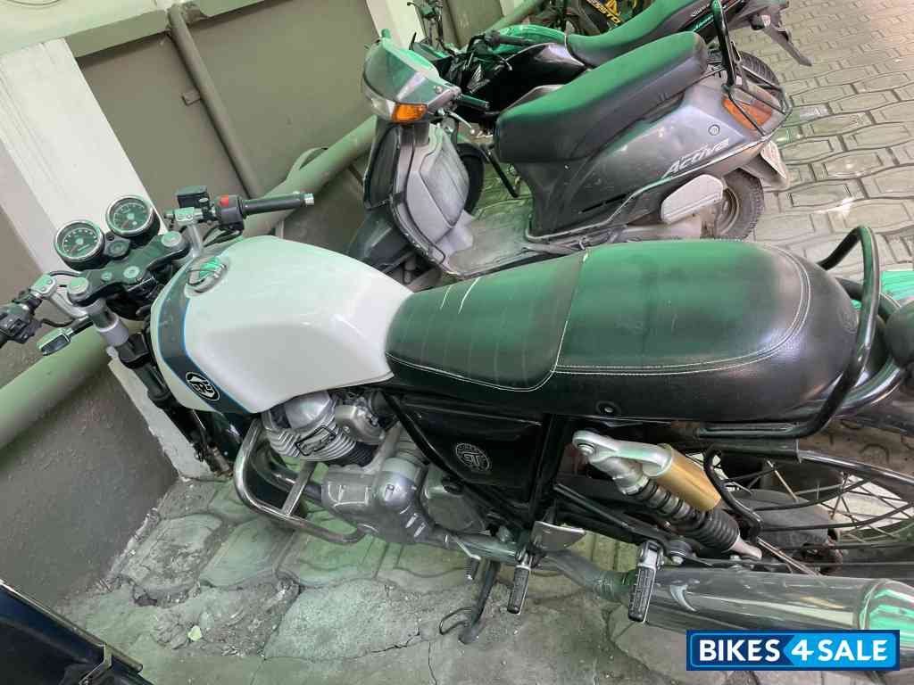 White Royal Enfield Continental GT 650