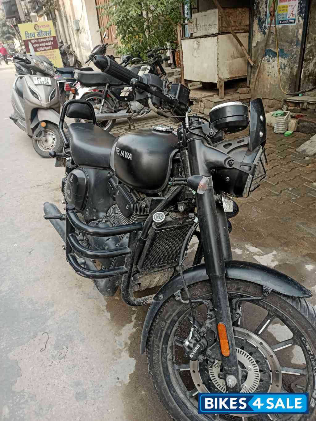 Infinity Black Jawa 42 Dual Channel ABS AllStar Black