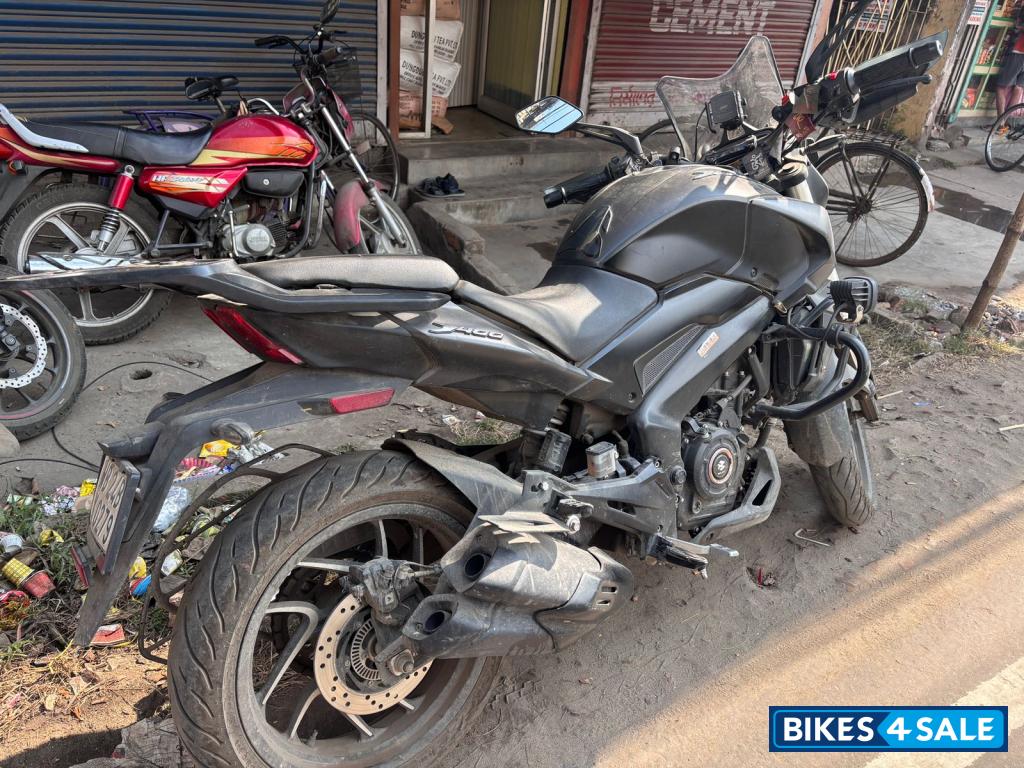 Bajaj Dominar 400 ABS BS6