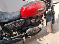Red Honda CB350RS