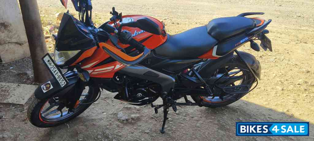 Bajaj Pulsar NS 125