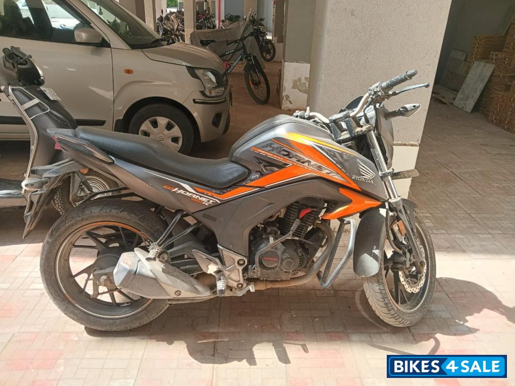 Honda CB Hornet 160R