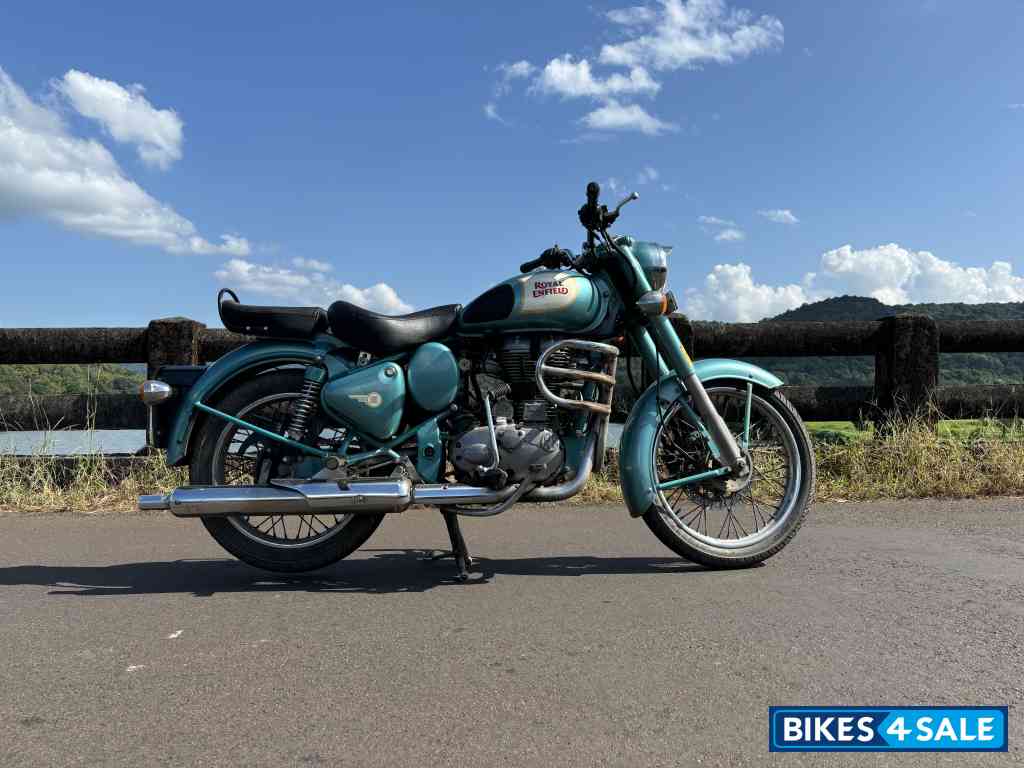 Royal Enfield Classic 500