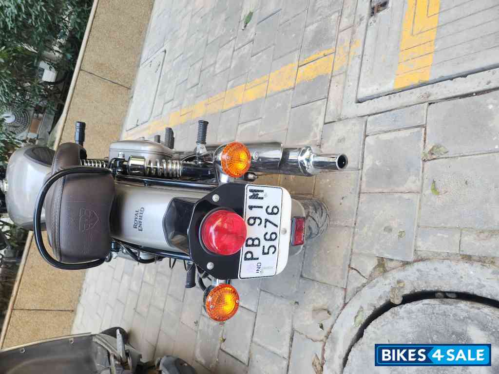 Royal Enfield Classic 350 2021