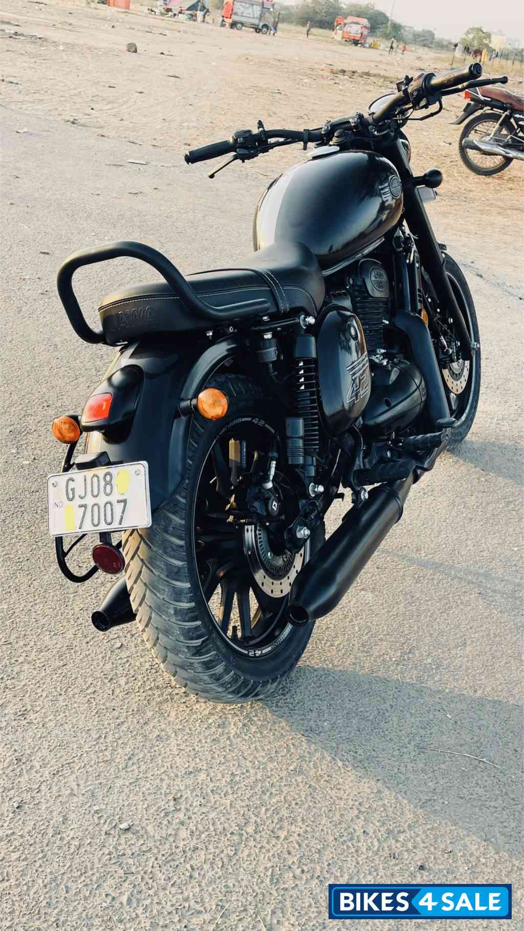 Black Jawa 42 Dual Channel ABS AllStar Black