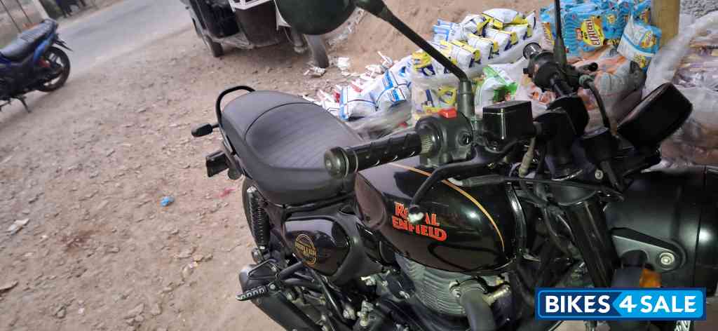 Royal Enfield Hunter 350 Retro