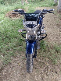 Bajaj V15