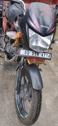 Black Honda CB Shine