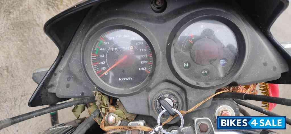 Black Honda CB Shine