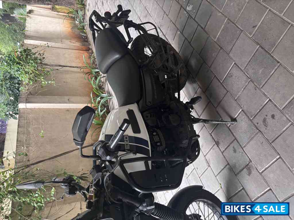 Yezdi Adventure Camo