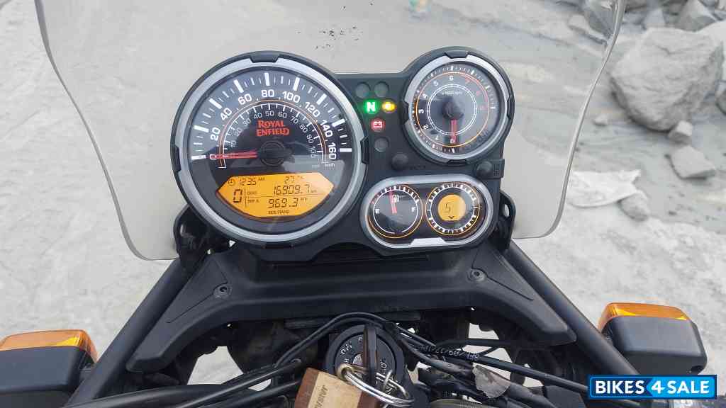 White Royal Enfield Himalayan