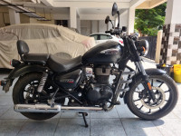 Stellar Black Royal Enfield Meteor 350 Stellar