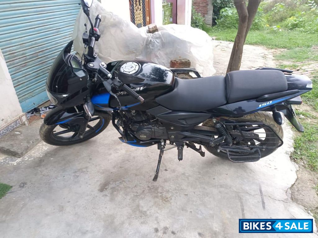 Bajaj Pulsar 150 Twin Disc