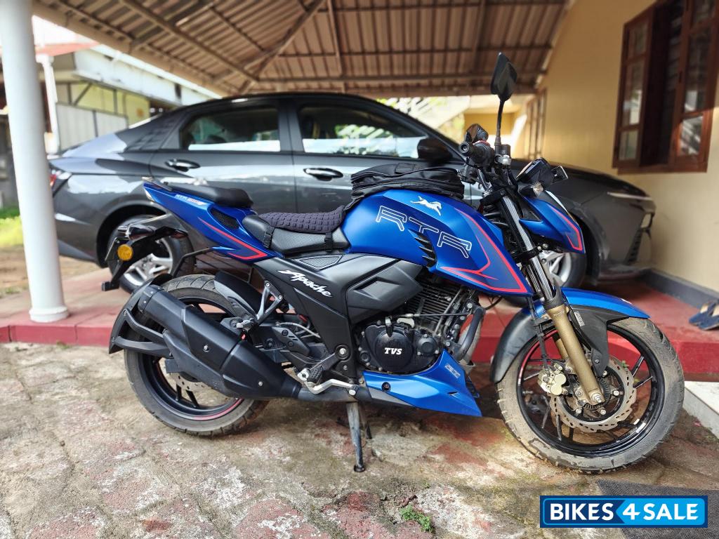 Mat Blue TVS Apache RTR 200 4V Mat Blue TVS Apache RTR 200 4V