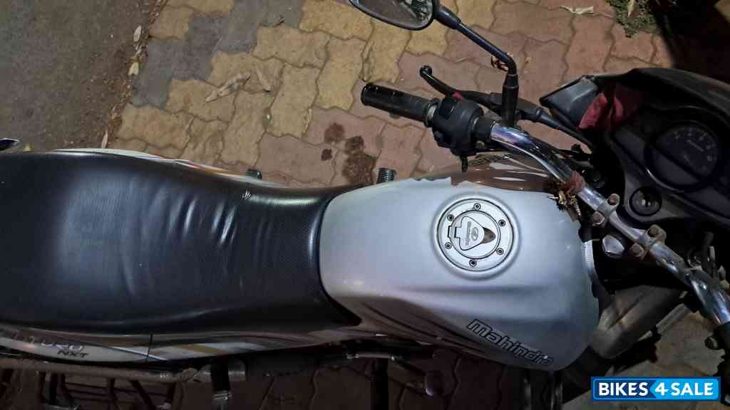 Silver Mahindra Centuro NXT