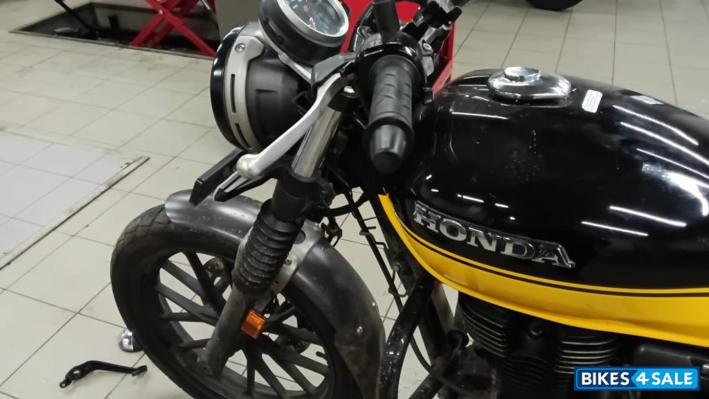 Black And Yellow Honda CB350RS