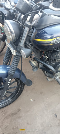Bajaj Avenger Street 150