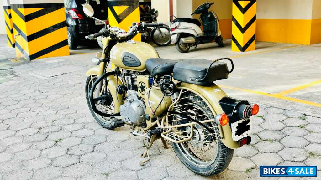 Royal Enfield Classic Desert Storm