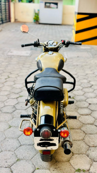 Royal Enfield Classic Desert Storm