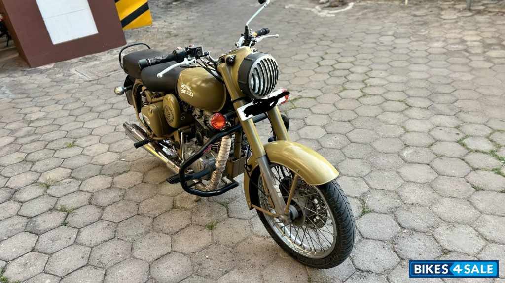 Royal Enfield Classic Desert Storm