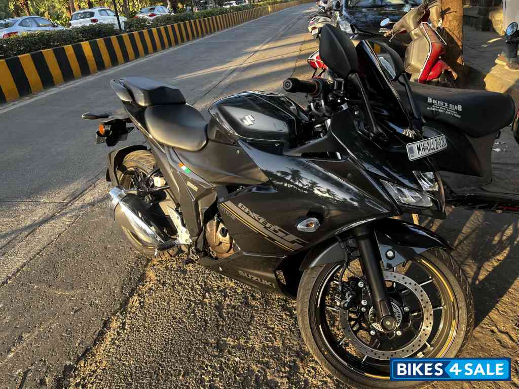 Suzuki Gixxer SF 250 BS6