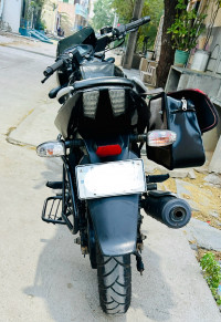 Black Bajaj Pulsar 125 Split Seat