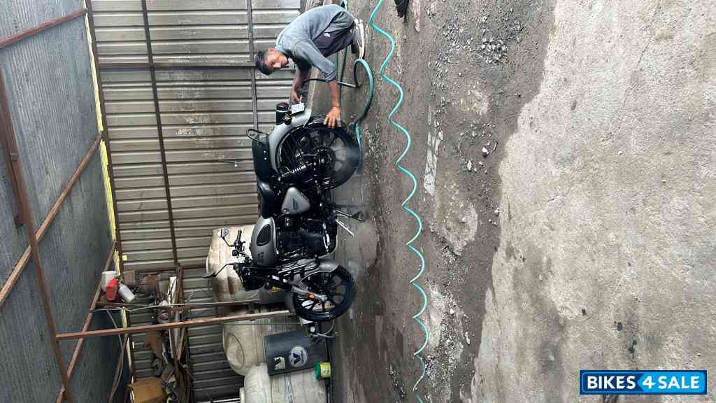 Royal Enfield Classic Gunmetal Grey