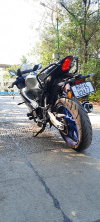 Yamaha R15M